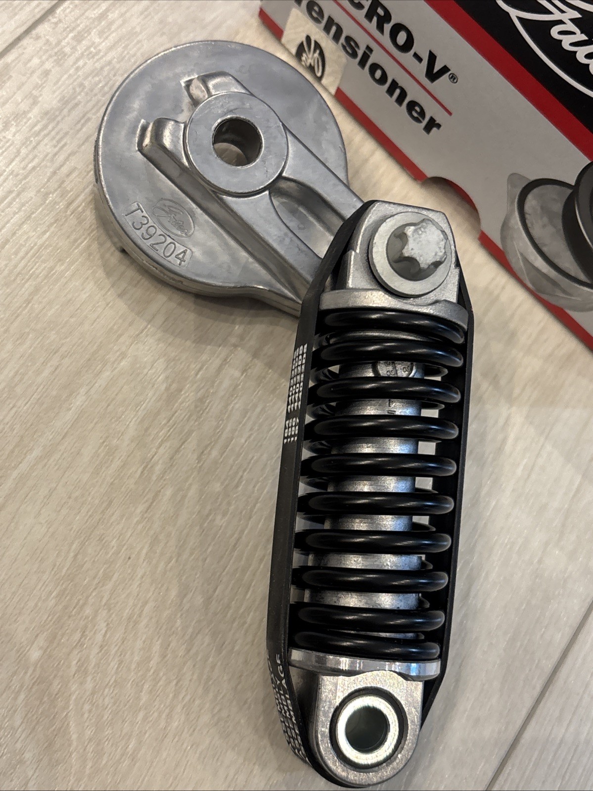 GATES RIEMENSPANNER KEILRIPPENRIEMEN FÜR SMART FORTWO CABRIO COUPE 451 1.0 M132 – Bild 2