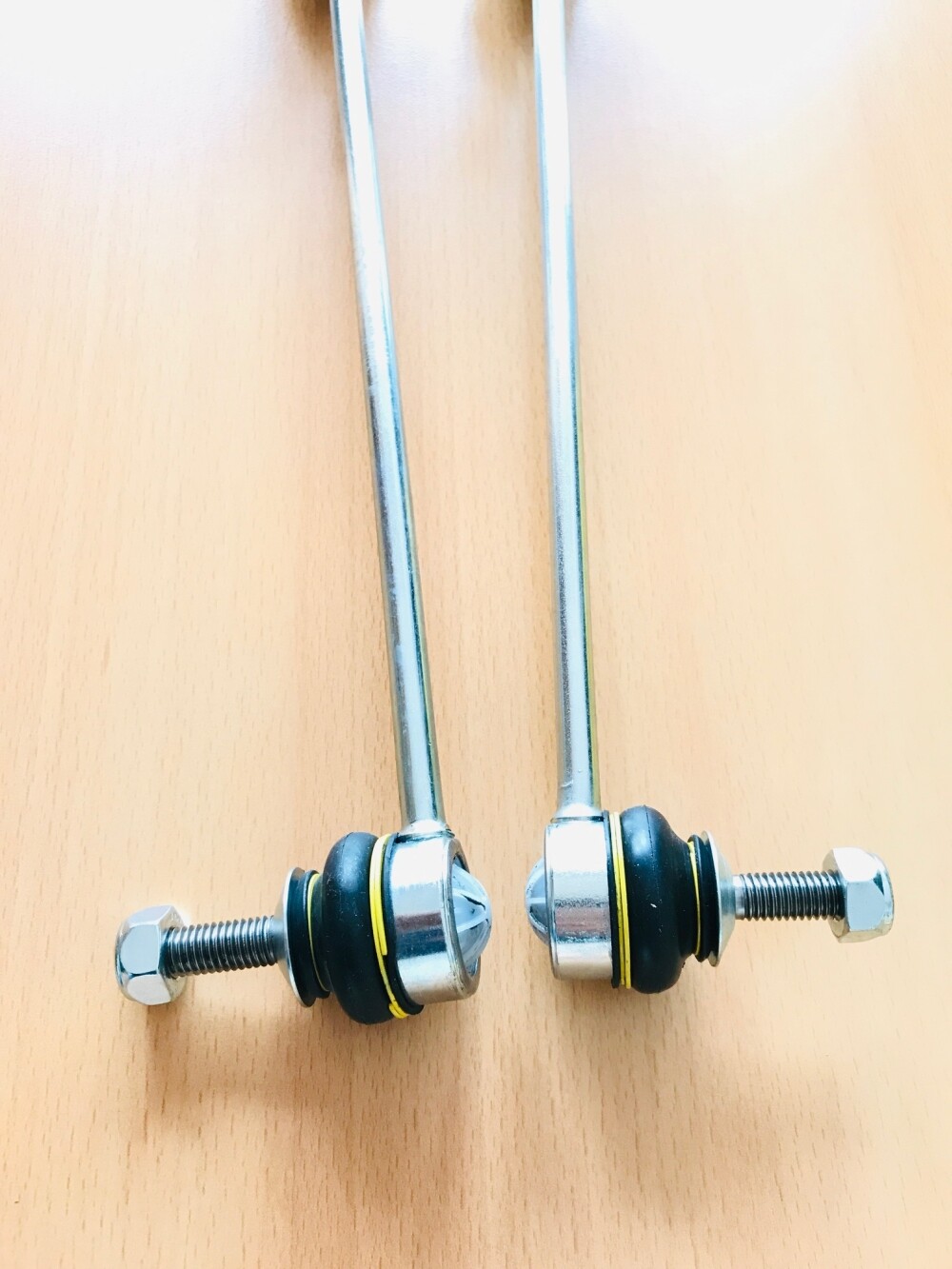 Koppelstangen Stabilisator für BMW E60 E61 Touring 520d 525d 530d 535d 520i 525i – Bild 3