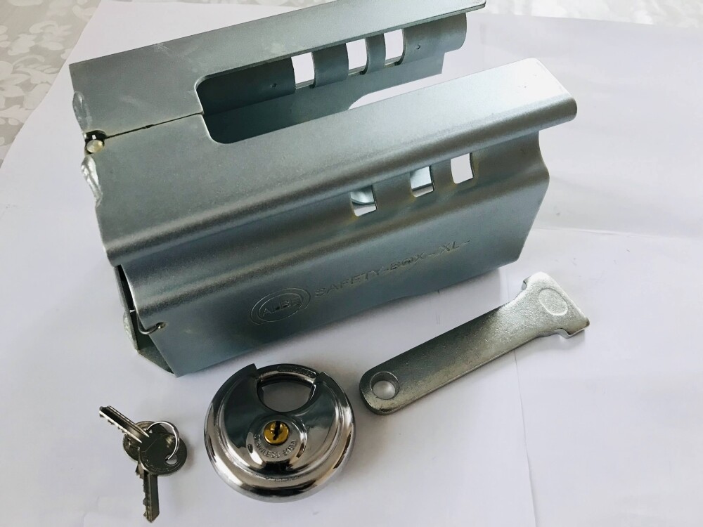 Diebstahlschutz SafetyBox XL aufklappbar Kastenschloss Diebstahlsiche PKW Anhäng