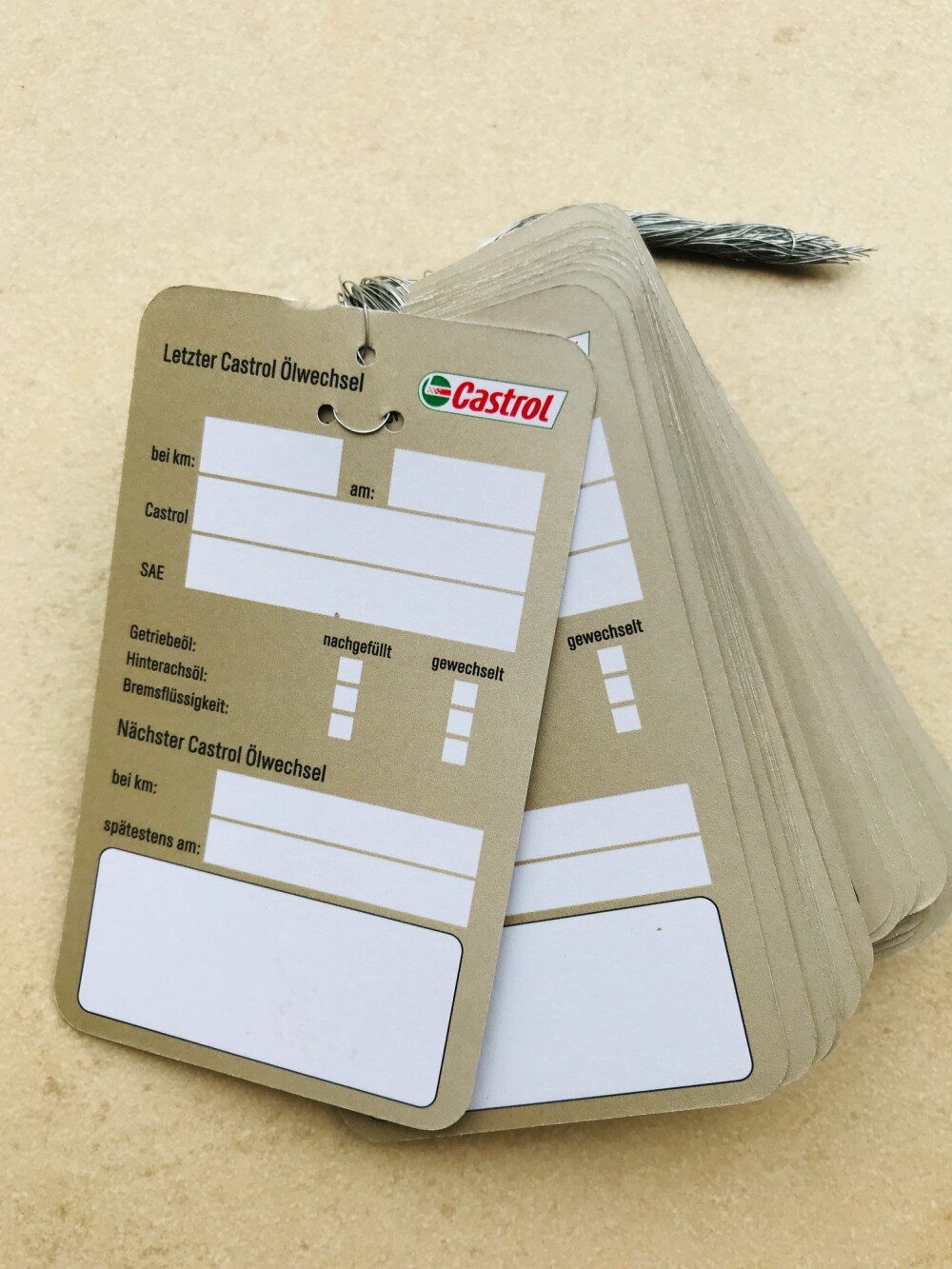 5x CASTROL Ölwechselanhänger, Ölwechselzettel, Inspektionszettel Ölzettel – Bild 4