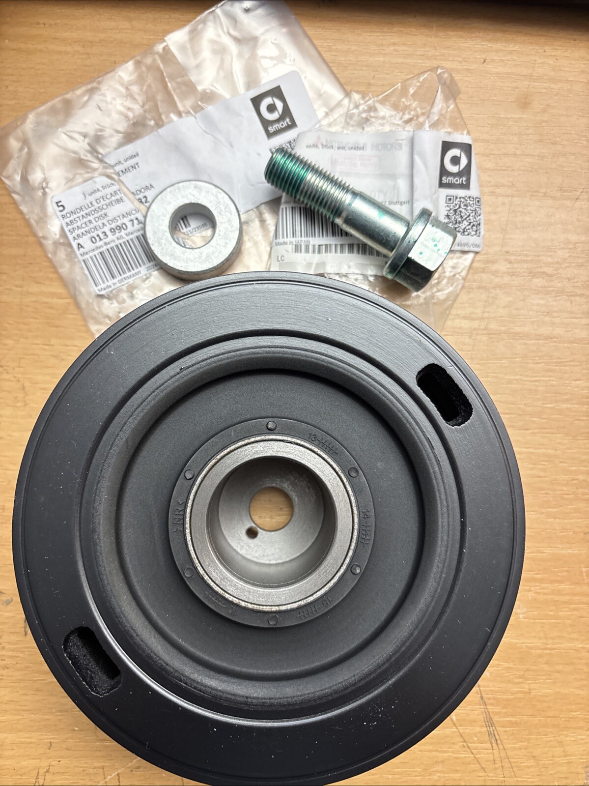 Für SMART 451 MHD Riemenscheibe inkl. Schraube Scheibe Teilenummer A1320300568