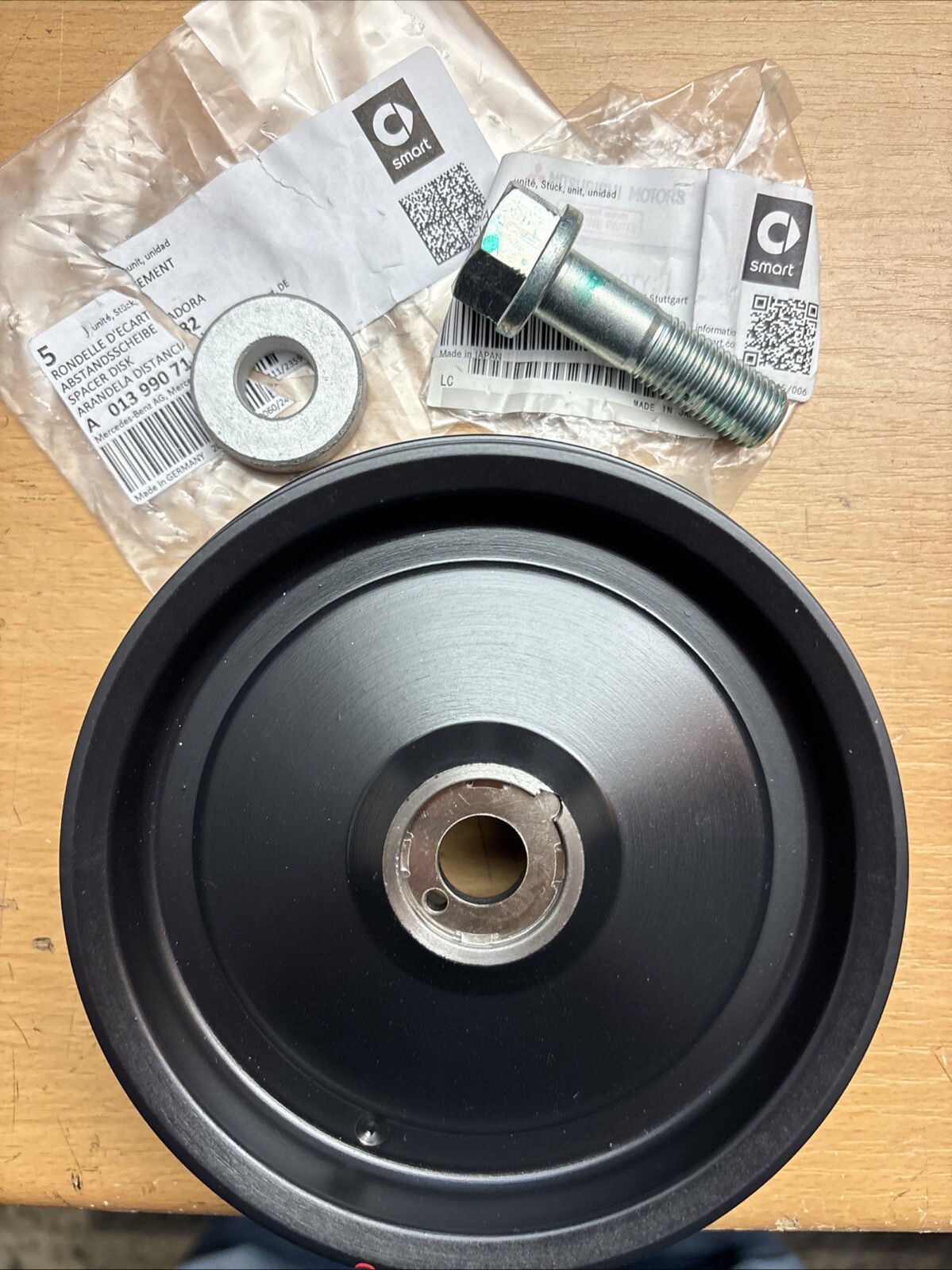 Für SMART 451 MHD Riemenscheibe inkl. Schraube Scheibe Teilenummer A1320300568 – Bild 5