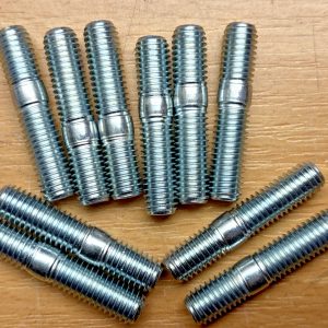 10X Stehbolzen M8x1,25 - 39mm lang M8 x 1,25 für Abgaskrümmer